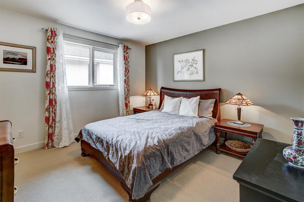 23 Scandia Point NW, Calgary, AB, T3L 1T6 A2015633 Brenda Parai and