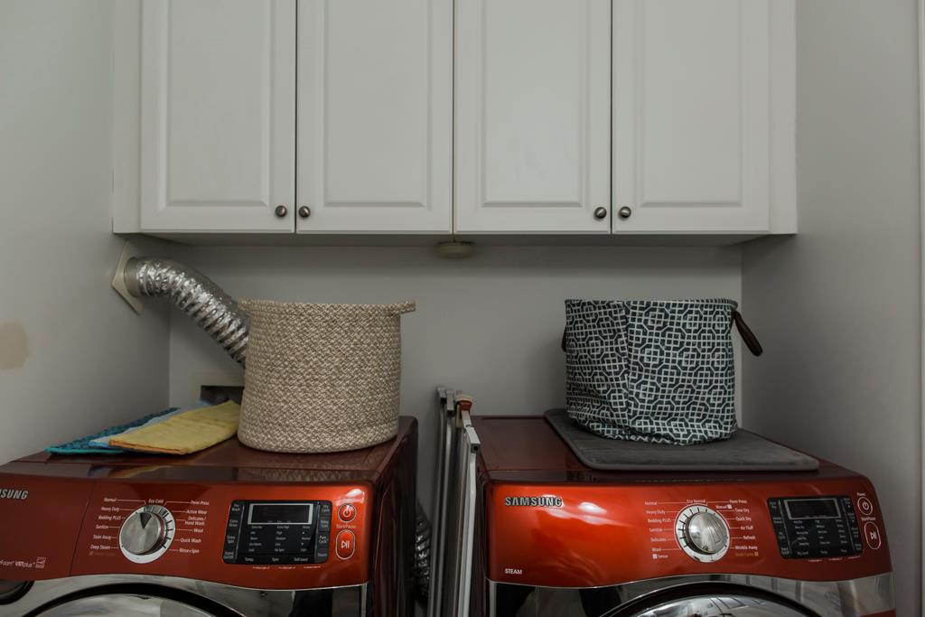 11825 Crystal Lake Drive, Grande Prairie, AB, T8X 1M2 A2026812 Team