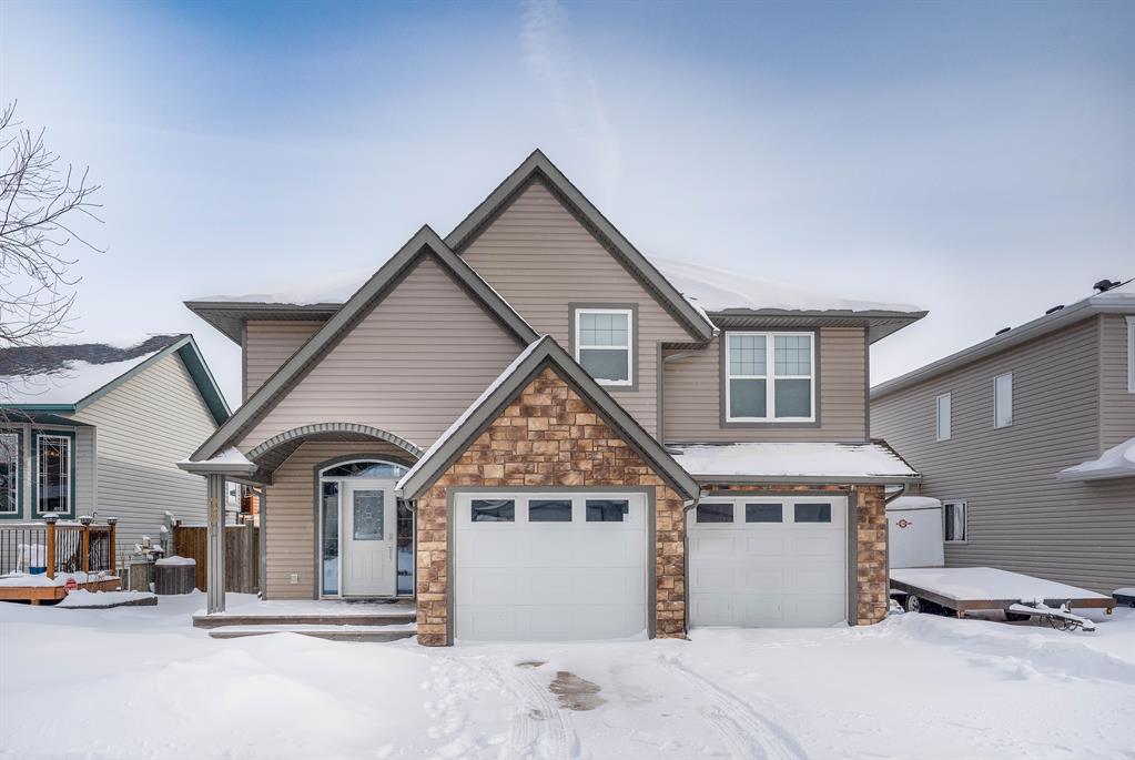 280 Highland Circle, Strathmore, AB, T1P 1V5 A2029689 Heart & Sold