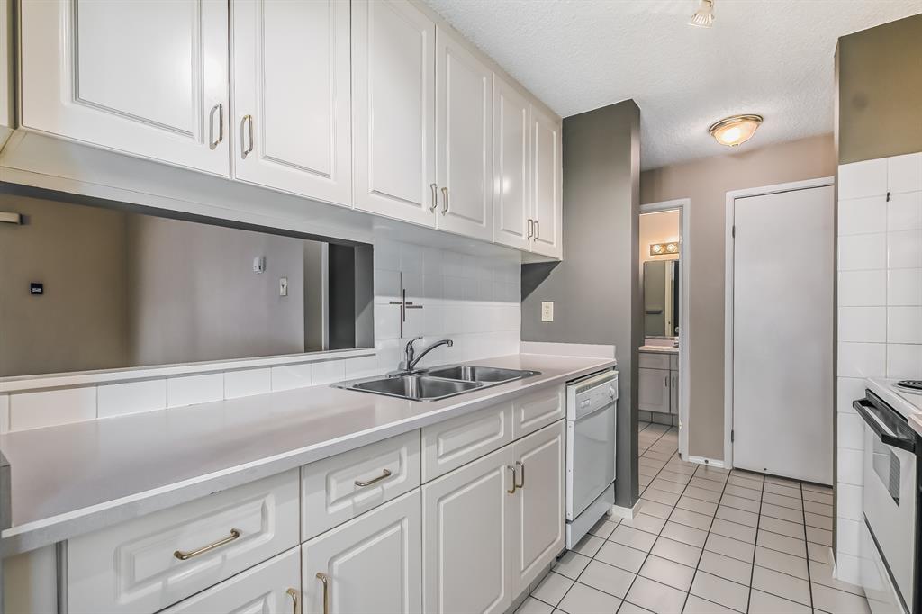 103 723 57 Avenue SW, Calgary, AB, T2V 4Z3 A2037128 BECK Real Estate