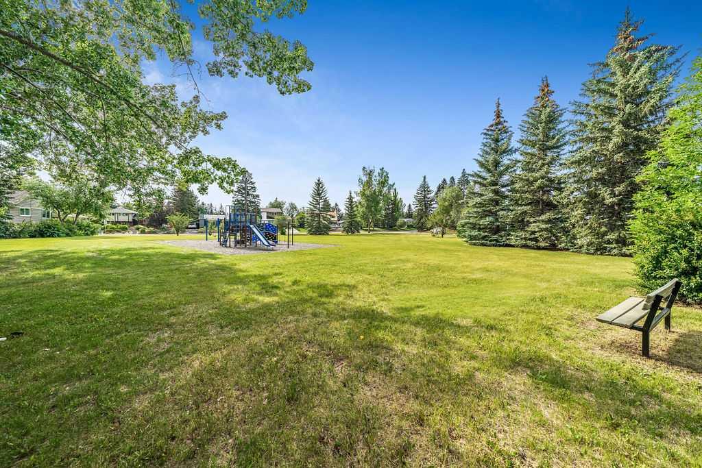 2112 Palisfield Place SW, Calgary, AB, T2V 3T8 A2060424 Smith