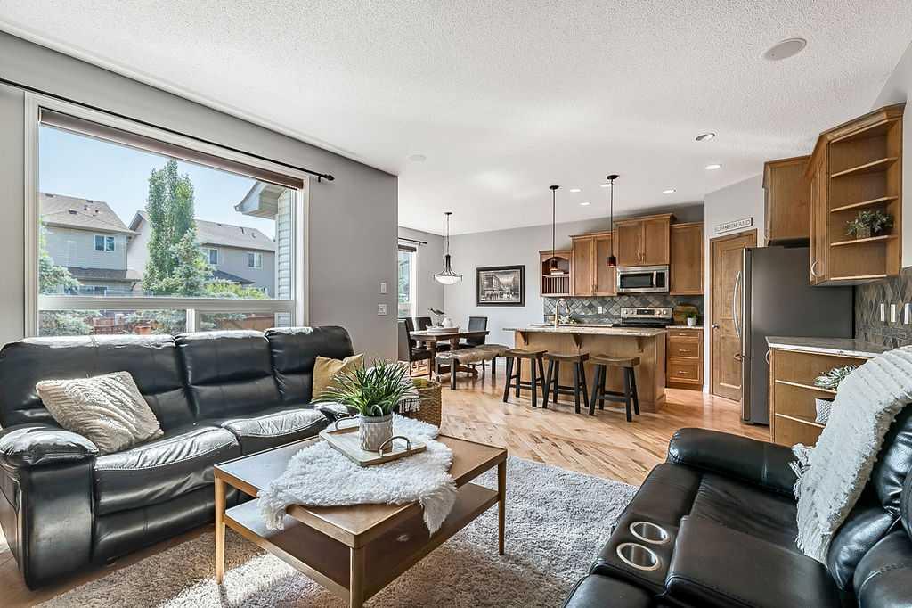 42 Cimarron Vista Circle, Okotoks, AB, T1S 0B1 A2061703 Andrea