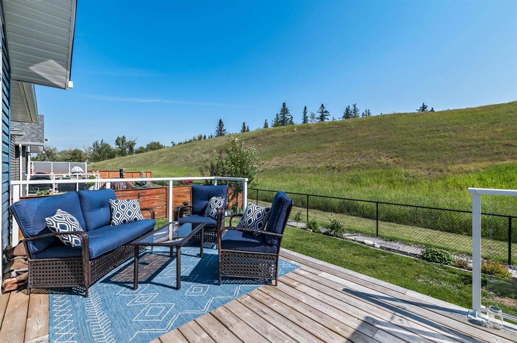 74 Sheep River Cove, Okotoks, AB, T1S 0M7 A2066835 Andrea WiltonClark