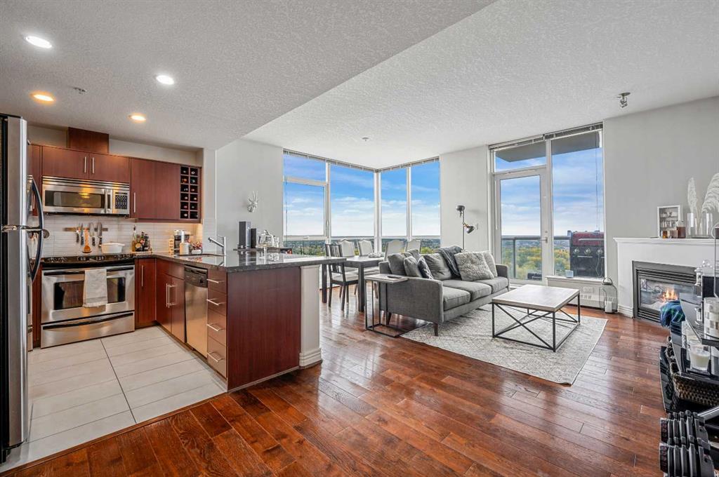 1902, 55 Spruce Place SW, Calgary, AB, T3C 3X5 A2082298 Josh Hamilton Group 1902, 55 Spruce Place SW, Calgary, AB, T3C 3X5 A2082298 Josh Hamilton Group