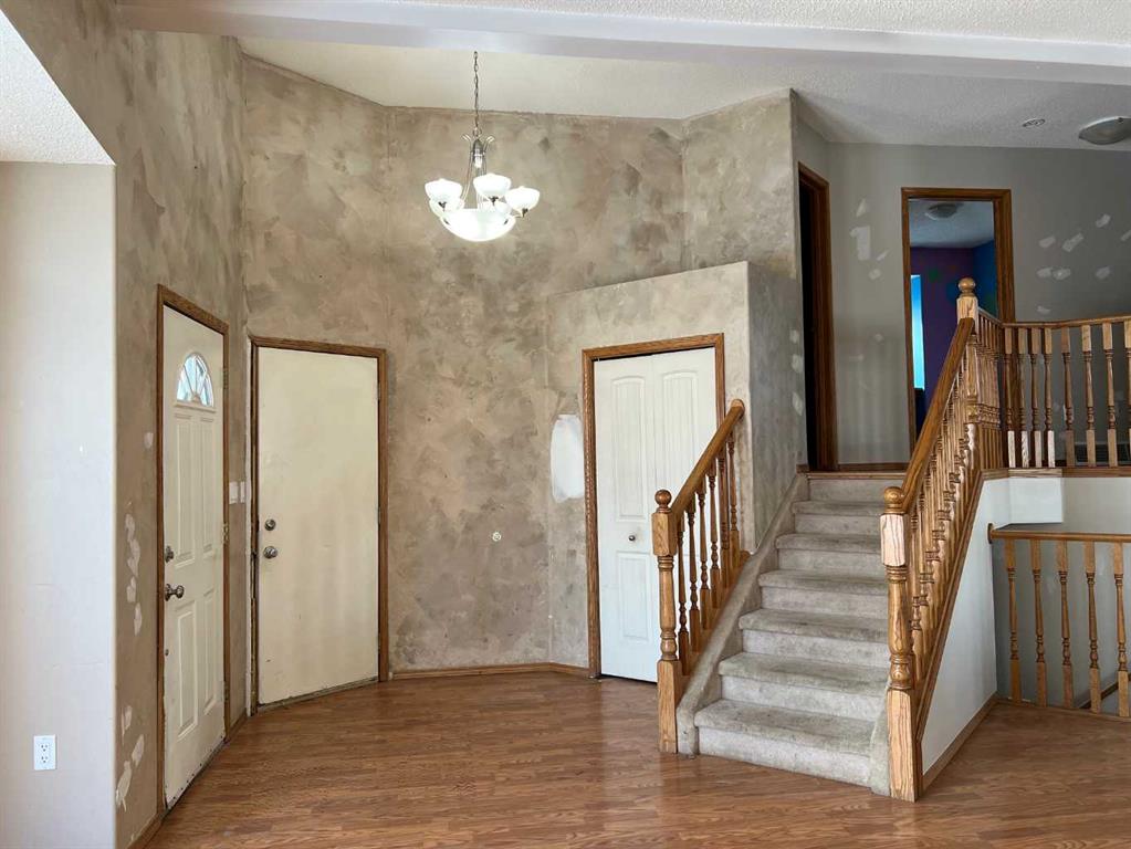 7822 Michaelis Boulevard, Grande Prairie, AB, T8W 2H5 A2103256 Team