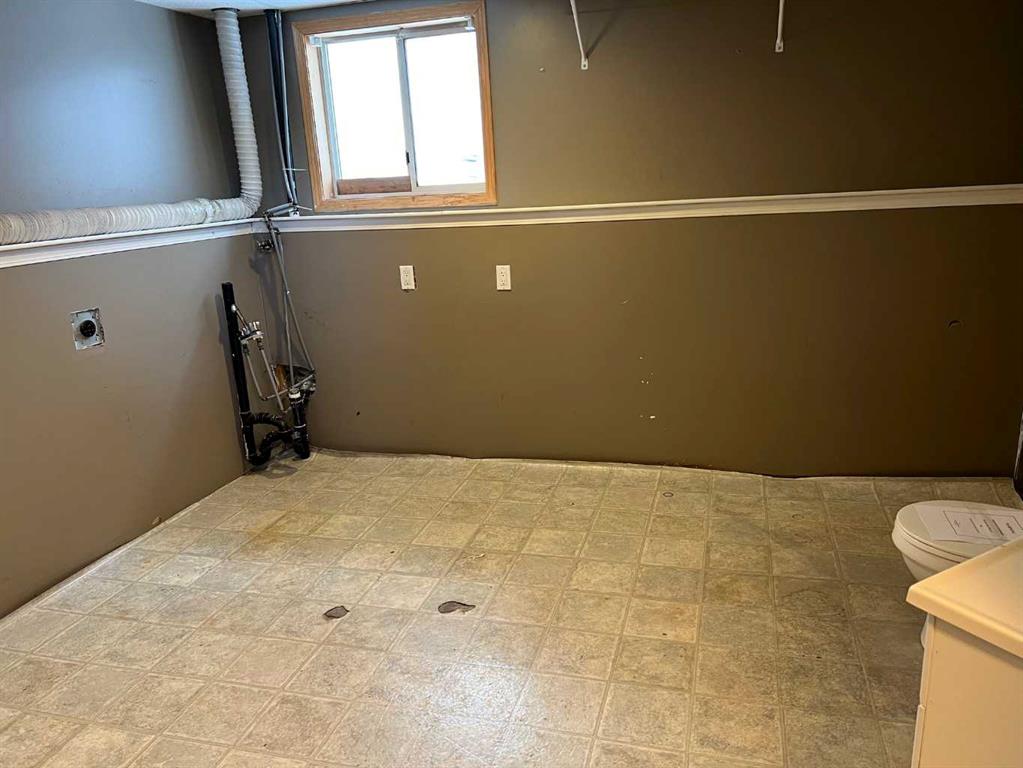 7822 Michaelis Boulevard, Grande Prairie, AB, T8W 2H5 A2103256 Team