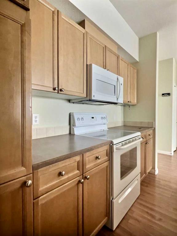 311, 290 Plamondon Drive, Fort McMurray, AB, T9K 0A5 A2111360 Kate