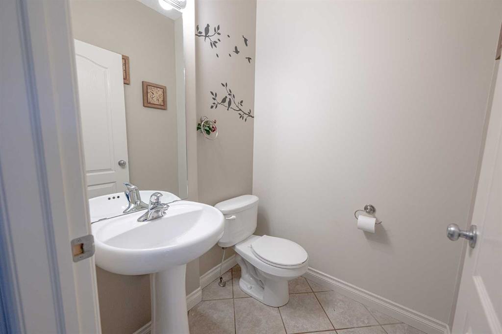 9205 128 Avenue, Grande Prairie, AB, T8X 1S3 A2124123 Team North