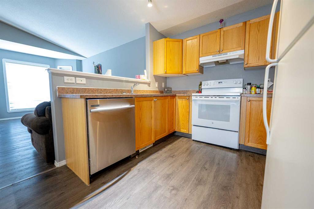 10361 Kateri Drive, Grande Prairie, AB, T8W 2W8 A2127187 Team North