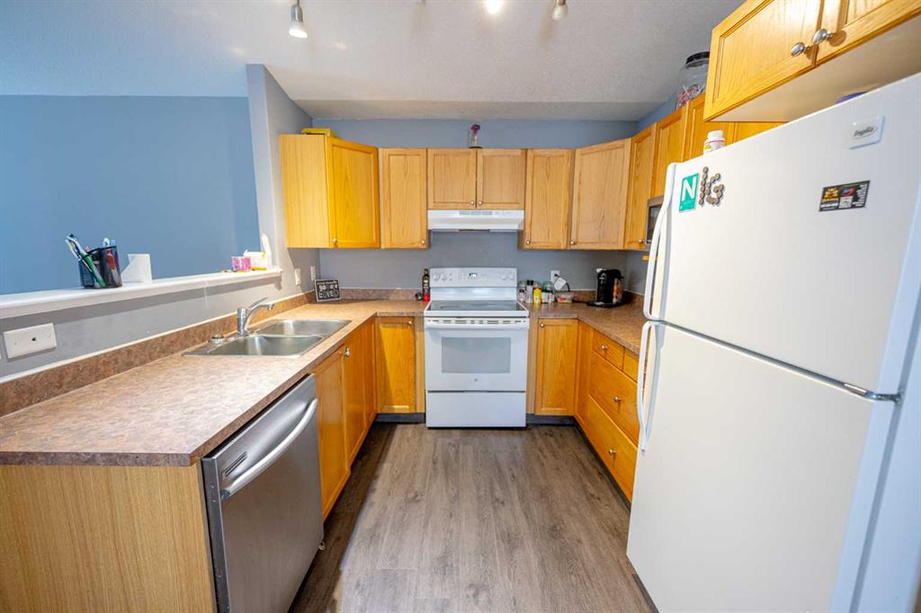 10361 Kateri Drive, Grande Prairie, AB, T8W 2W8 A2127187 Team North