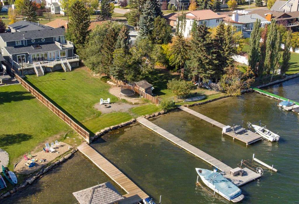 692 West Chestermere Drive, Chestermere, AB, T1X 1B5 A2137250 RE