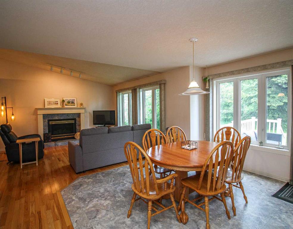 7509 102 Street, Grande Prairie, AB, T8W 2H9 A2167960 Team North