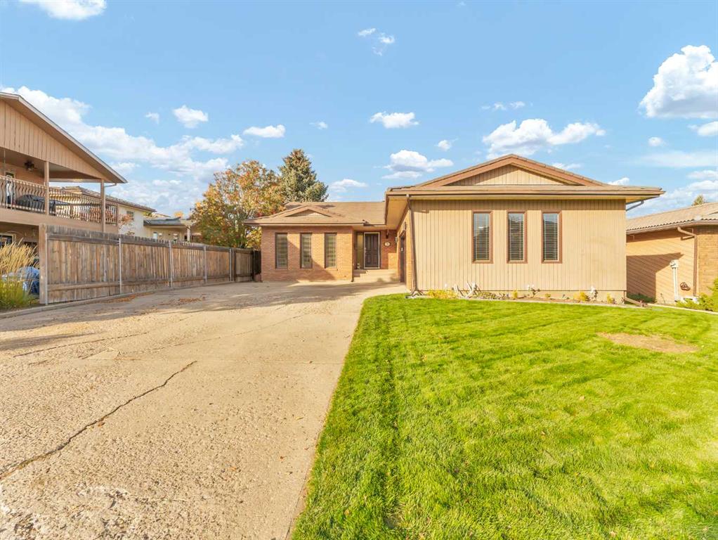 8 Ross View Place SE, Medicine Hat, AB, T1B 3B2 A2173669 Devon Felesky