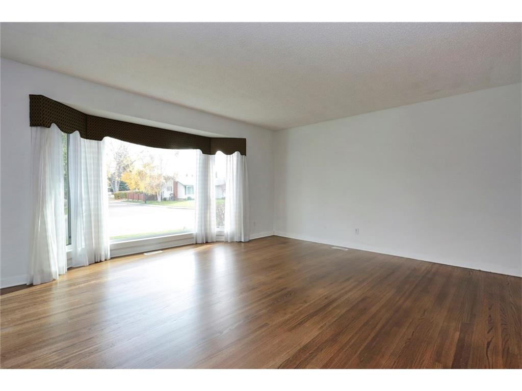 10719 Mapleford Road SE, Calgary, AB, T2J 1X6 C4049095 The Penley