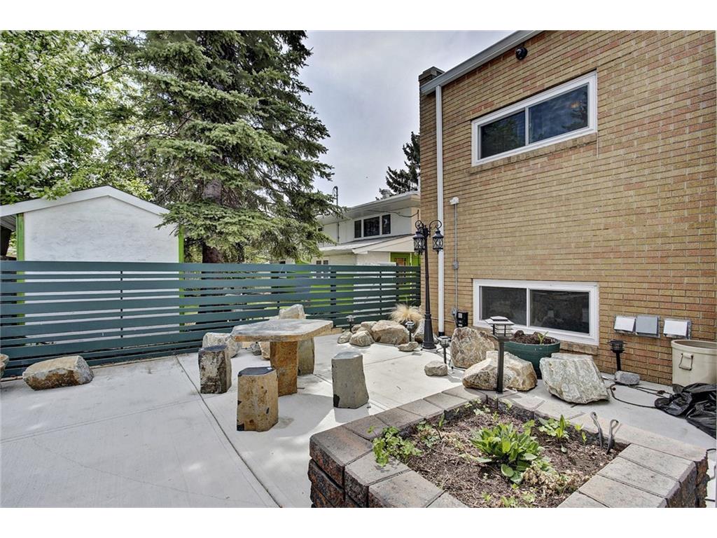 2820 Morley Trail NW, Calgary, AB, T2M 4G7 C4062523 The Penley
