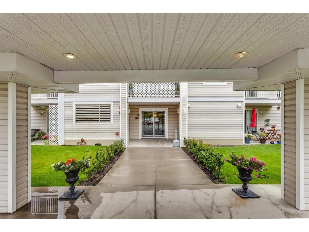 1215 6224 17 Avenue SE, Calgary, AB, T2A 7X8 C4102367 DANNY GREENE