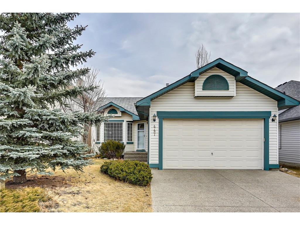 447 Cimarron Circle, Okotoks, AB C4108506 Amber Ramsay
