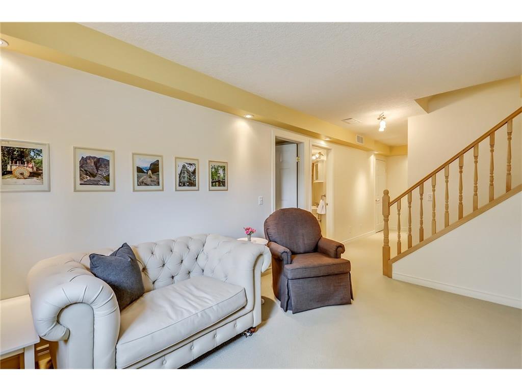 107 Rocky Ridge Green NW, Calgary, AB, T3G 4R5 C4129115 The Penley