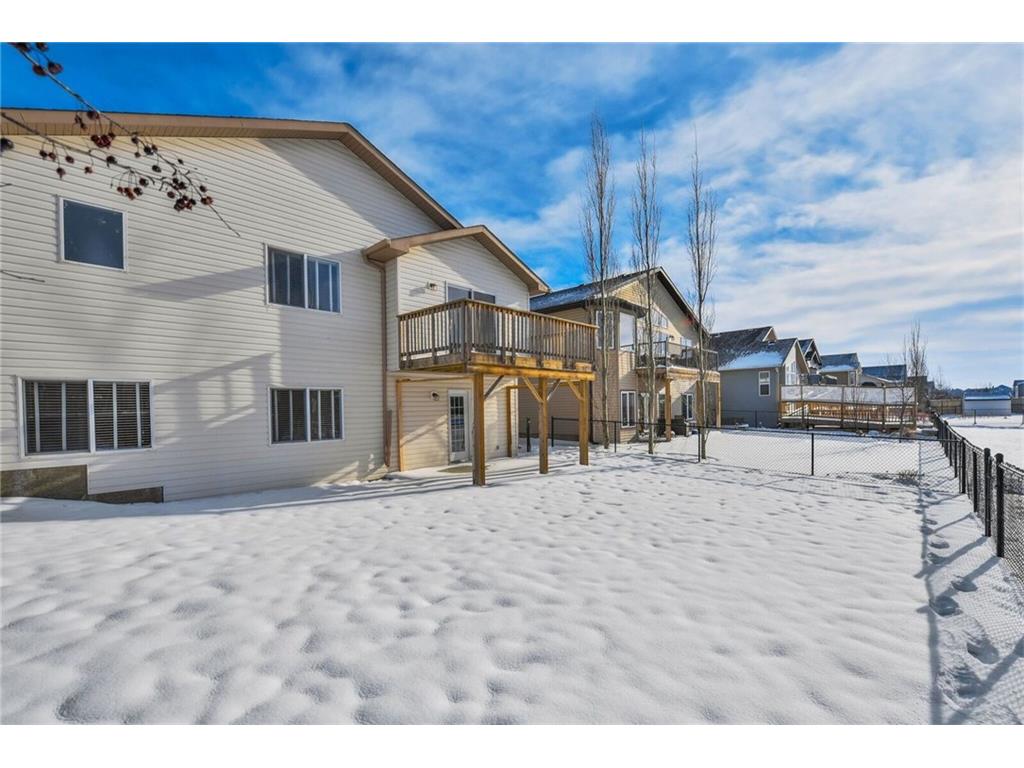 195 Hillcrest Boulevard, Strathmore, AB, T1P 1C4 C4145367 Michelle