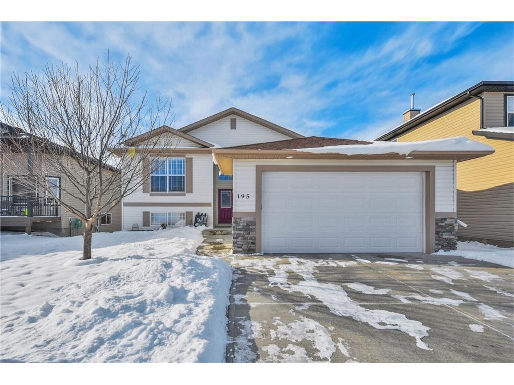 195 Hillcrest Boulevard, Strathmore, AB, T1P 1C4 C4145367 Michelle Eldjarnson