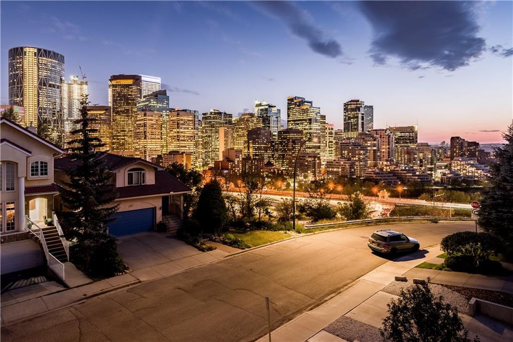 212 2 Avenue NE, Calgary, AB, T2E 0E2 C4204841 Carrie Peddie REALTORS®