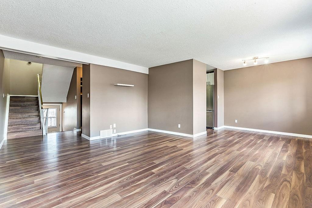 10706 Braeside Drive SW, Calgary, AB, T2W 1C1 C4236499 Josh