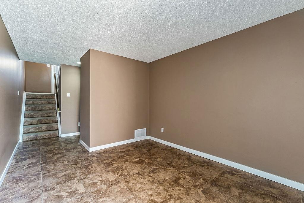 10706 Braeside Drive SW, Calgary, AB, T2W 1C1 C4236499 Josh