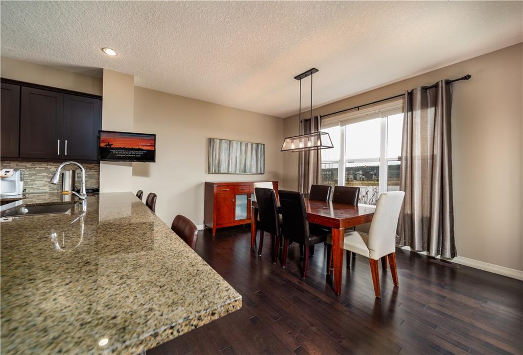 32 Sunset Manor, Cochrane, AB, T4C 0N2 C4247722 Josh Hamilton Group