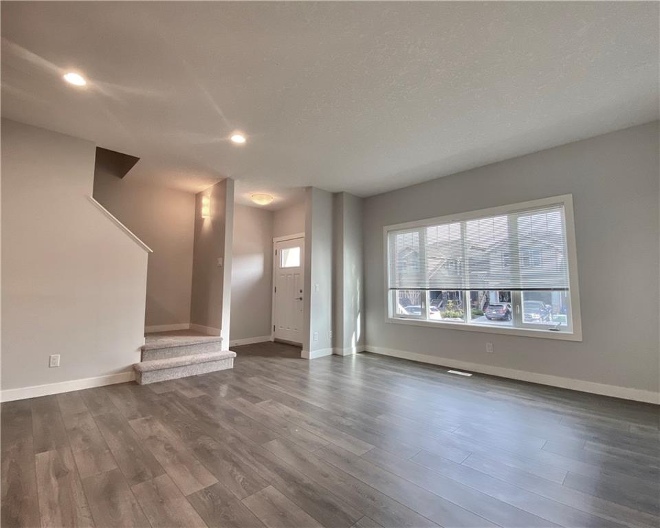 437 Mahogany Boulevard SE, Calgary, AB, T2M 1Z5 C4263315 BECK Real