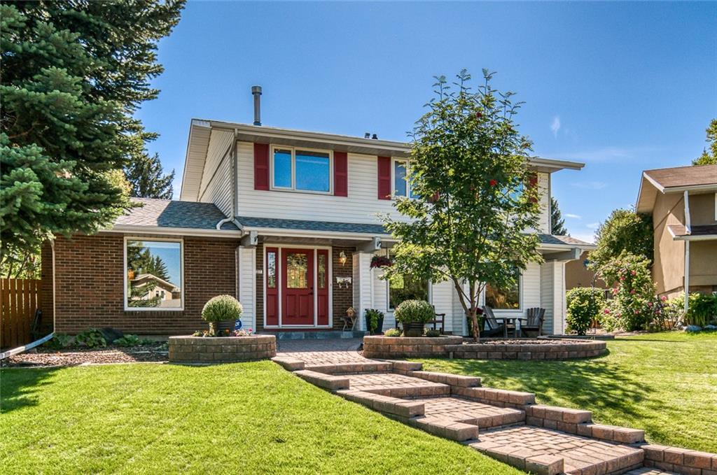 227 Parkland Rise SE, Calgary, AB, T2J 4K7 C4265089 Danelle Kaspers