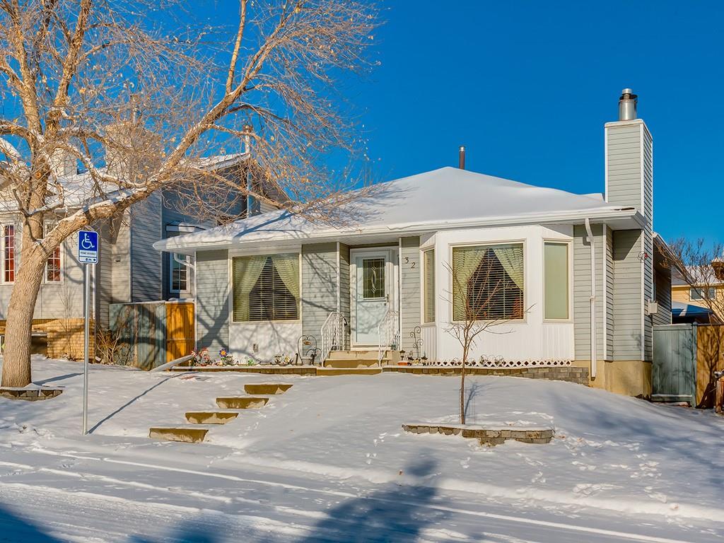 32 Macewan Meadow Link NW, Calgary, AB, T3K 3H4 C4275249 The