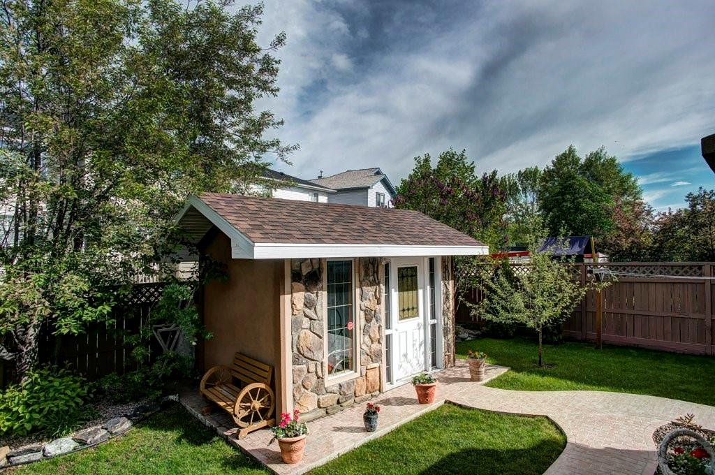 3419 Douglasdale Boulevard SE, Calgary, AB, T2Z 3A8 C4301017 Gerard