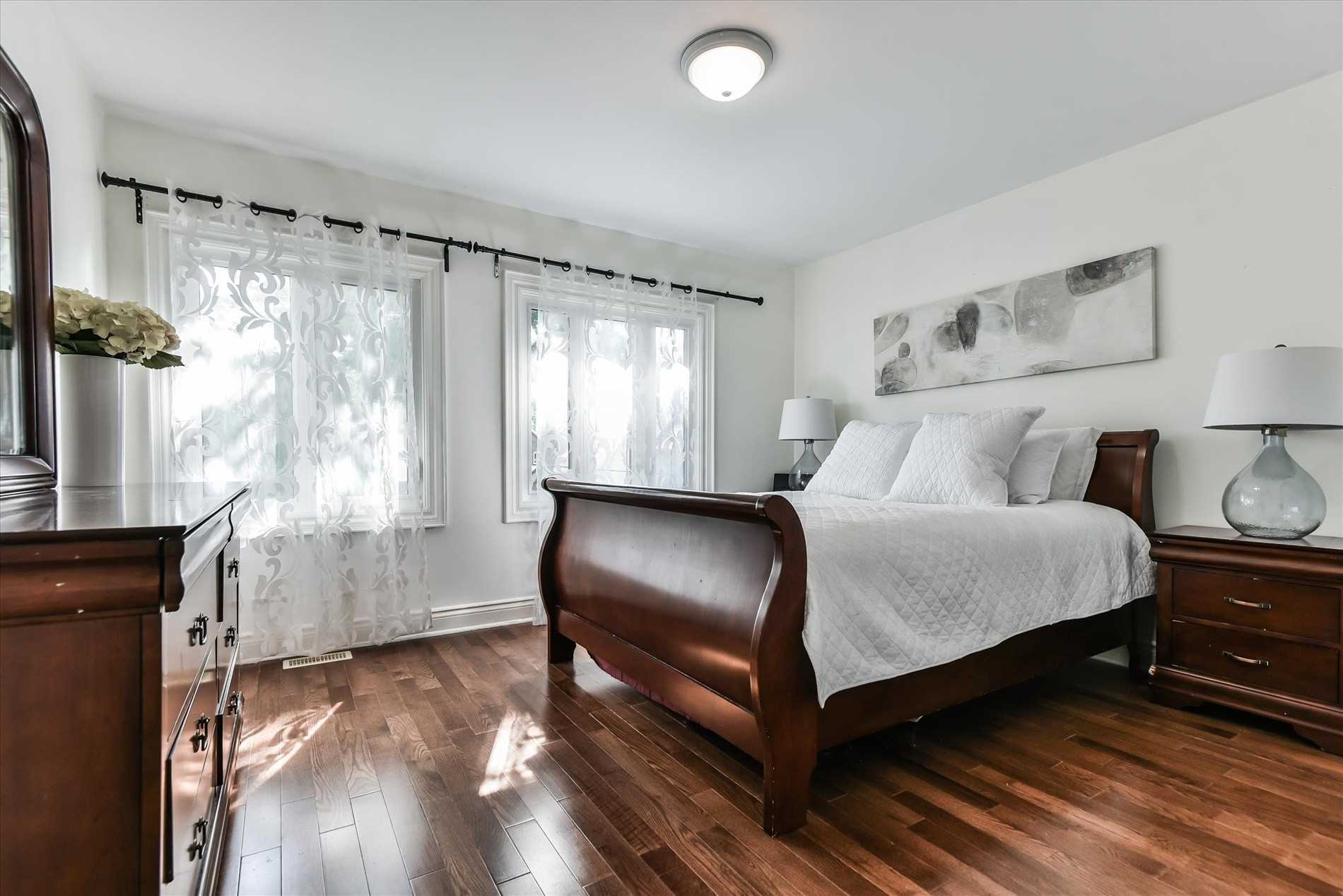 279 Chisholm Avenue, Toronto, ON, M4C4W5 | E4501239 ...