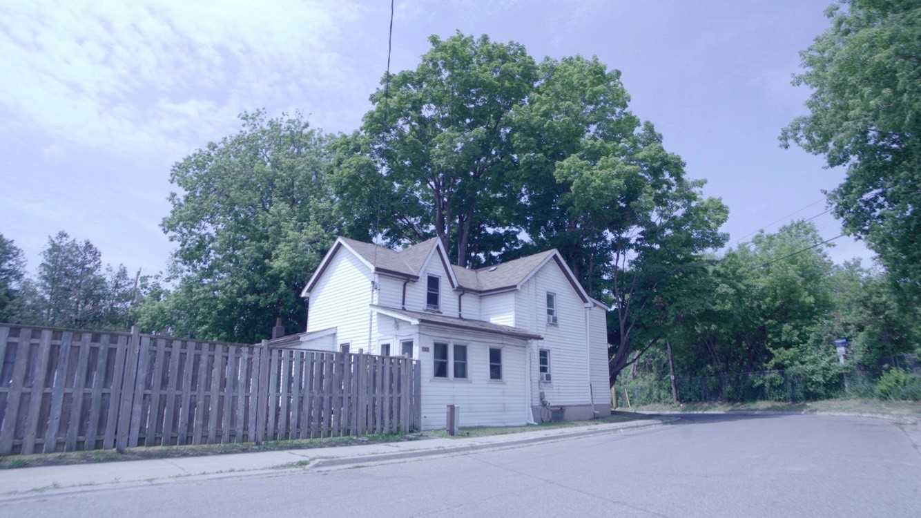 702 Simcoe Street S, Oshawa, ON, L1H 4K4 E4804901 Harry Charilaou