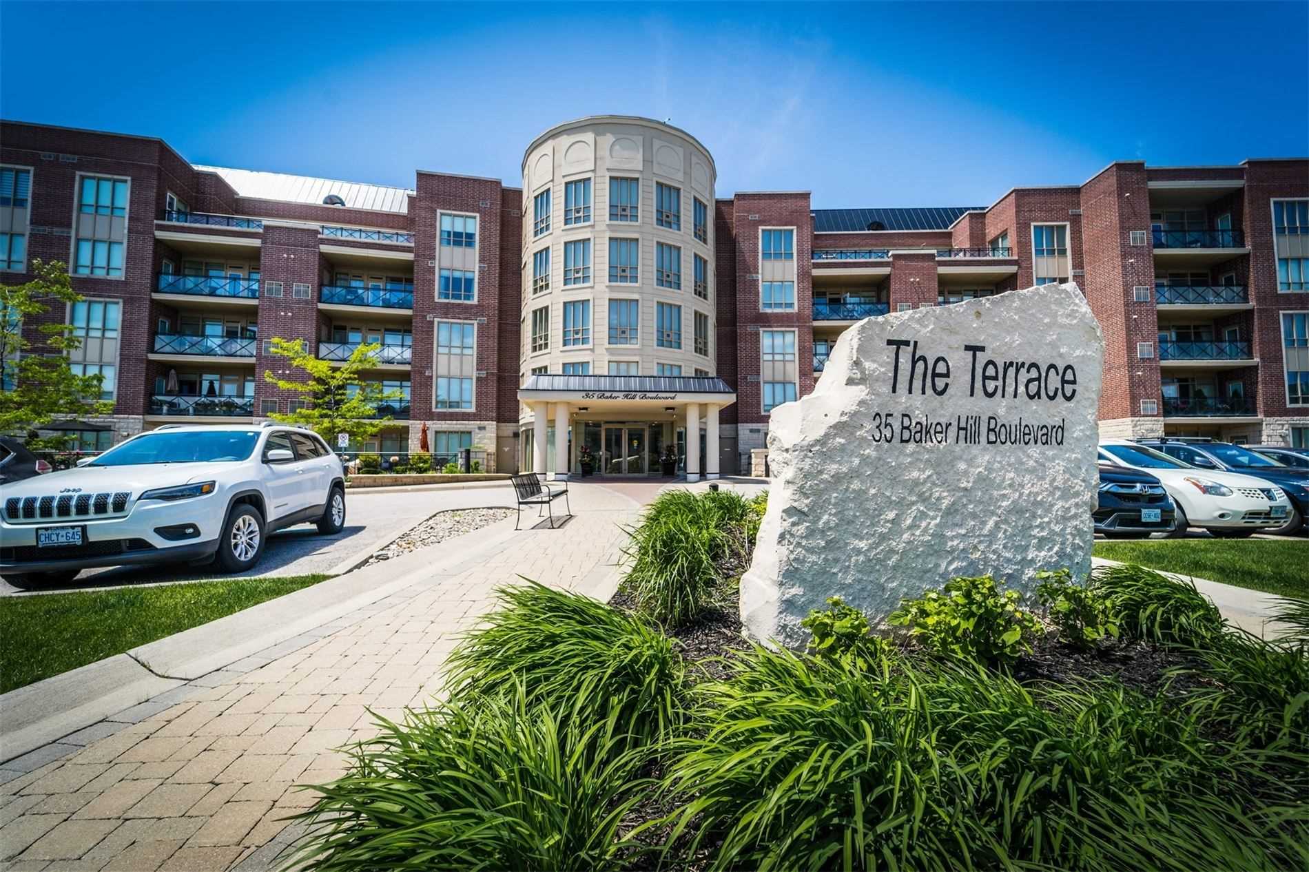 102 35 Baker Hill Boulevard, WhitchurchStouffville, ON, L4A1P8 N4645528 Karen MacDonald