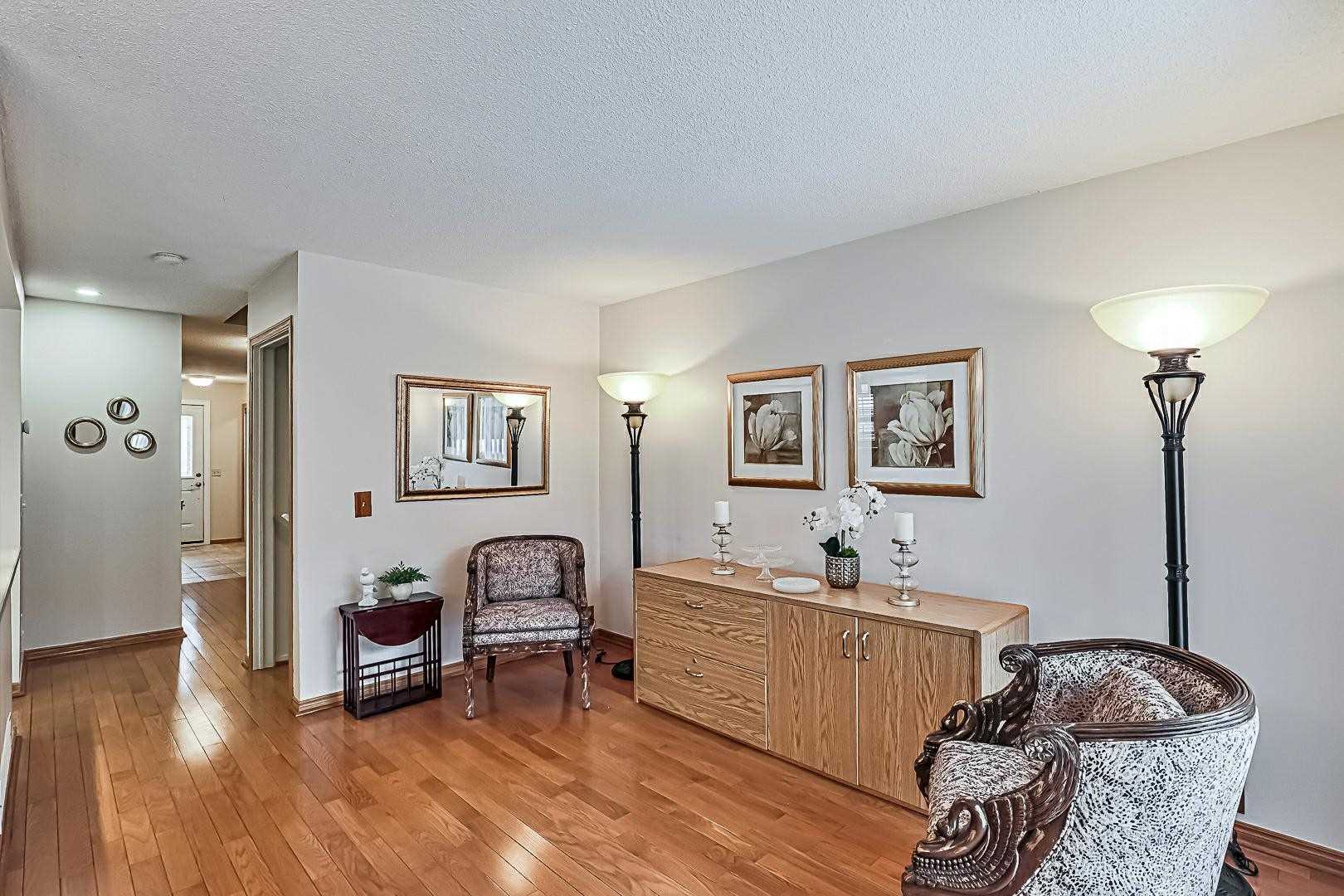 84 Raleigh Crescent, Markham, ON, L3R4W5 N5124452 Karen MacDonald