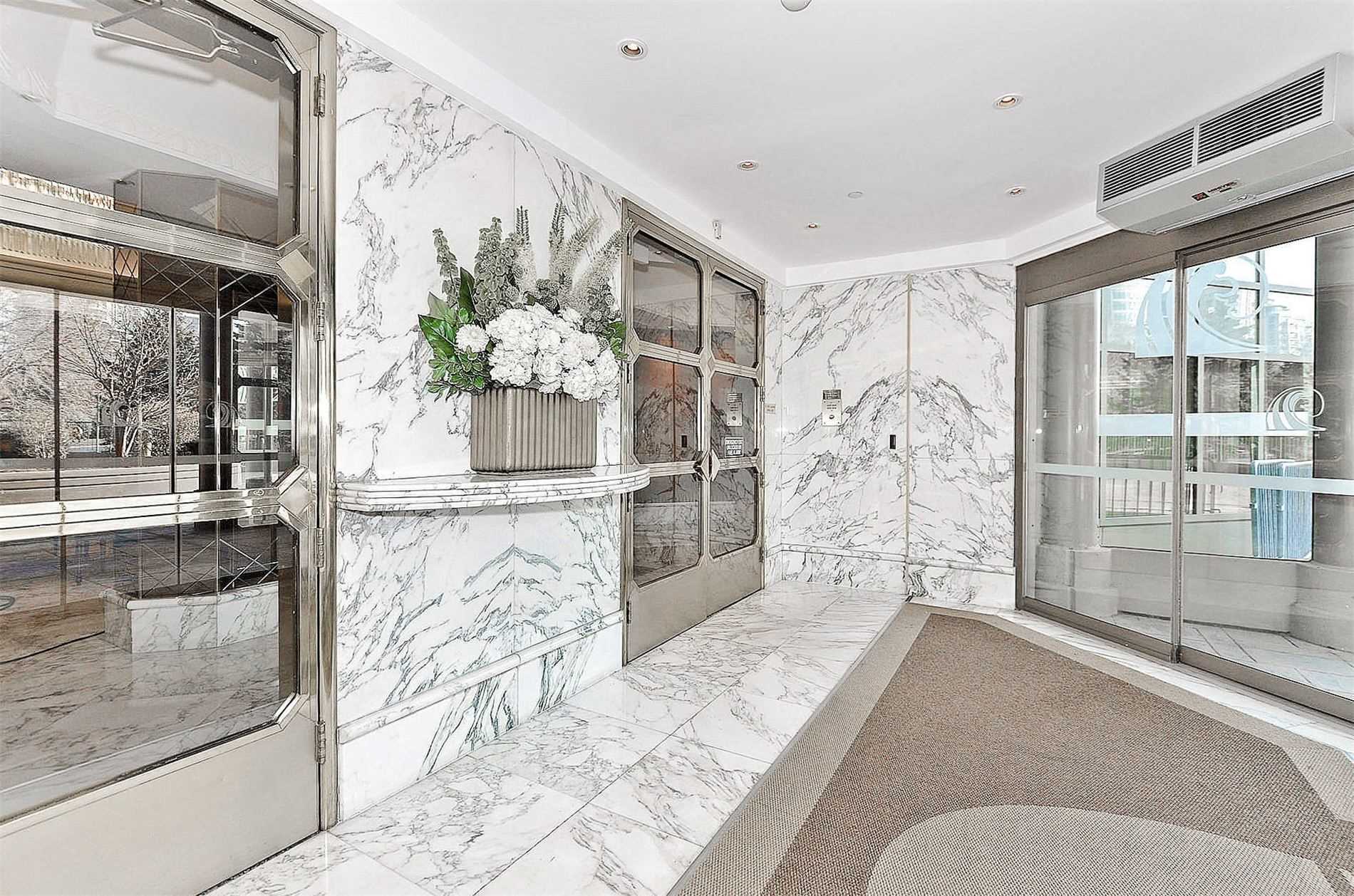 1 Palace Pier Court, Toronto, ON, M8V3W9 W4839712 Jane McKaig