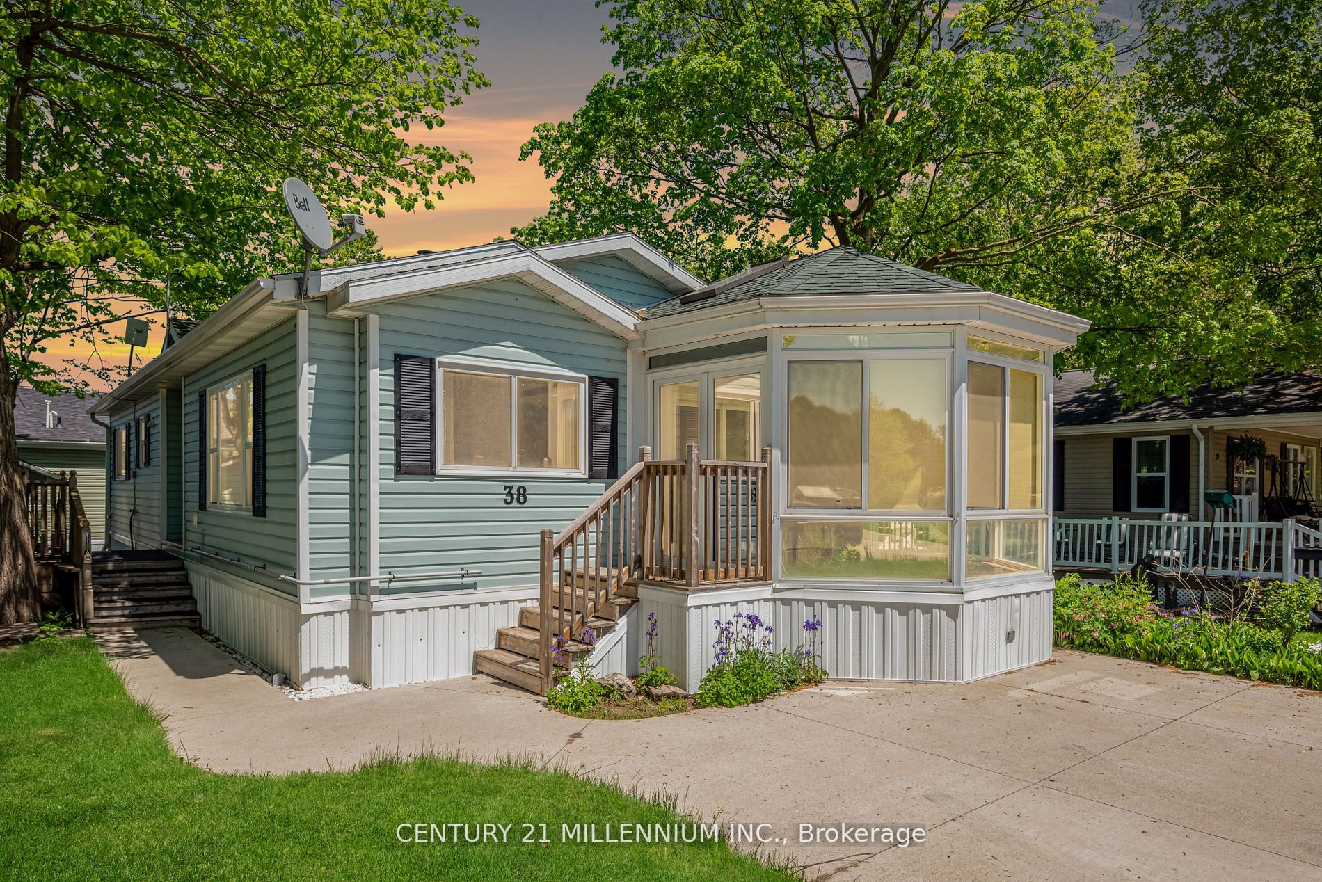 38 Dogwood Road, Puslinch, ON, N0B 2J0 X6062904 Bethany King