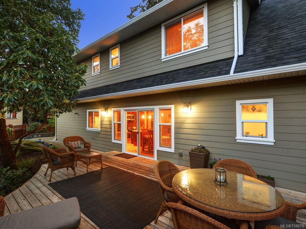 3916 Persimmon Drive, Saanich, BC, V8P 3R9 758879 Bobby Sparrow