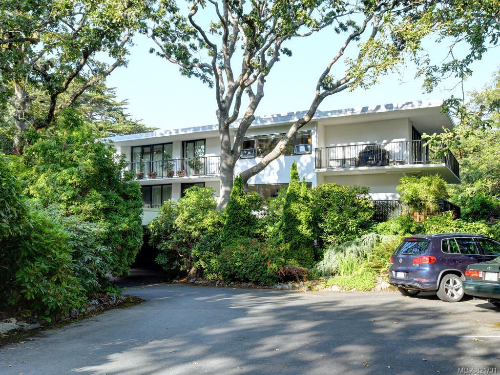 605 1159 Beach Drive, Oak Bay, BC, V8S 2N2 821731 Bobby Sparrow