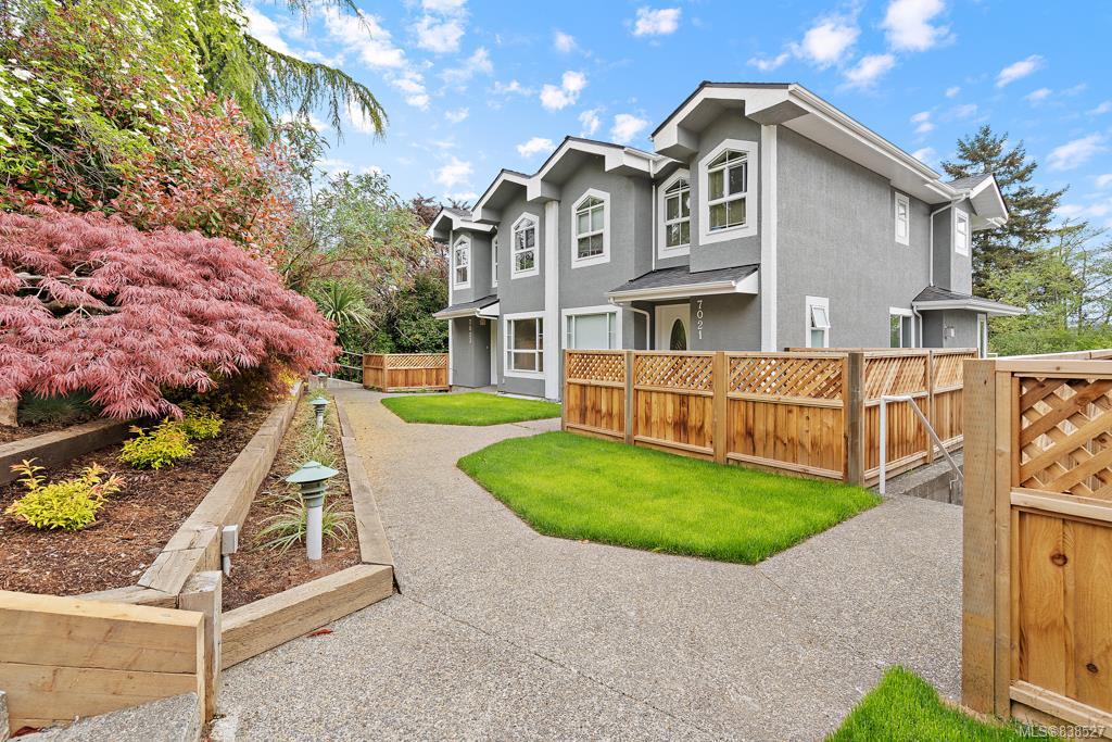 7017 East Saanich Road, Central Saanich, BC, V8M 1Y3 838527 Mark