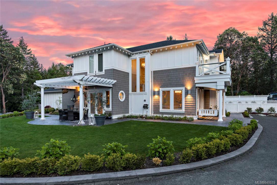 5891 Old West Saanich Road, Saanich, BC, V9E 2G9 840019 Marten