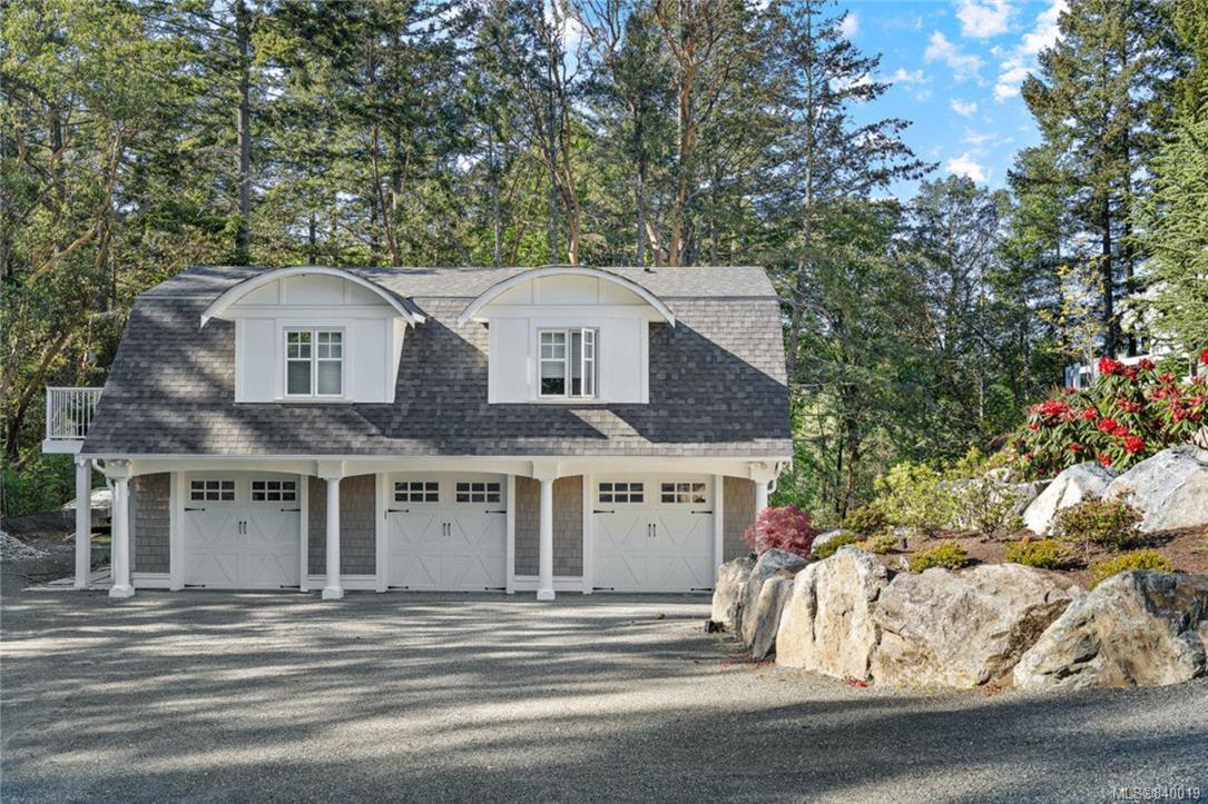 5891 Old West Saanich Rd, Saanich, BC, CA 840019 Will Nikl Real