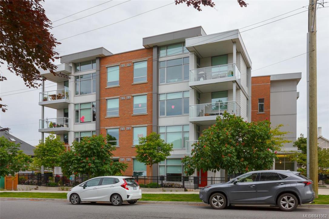 305 640 Michigan Street, Victoria, BC, V8V 0B7 841062 Brodersen