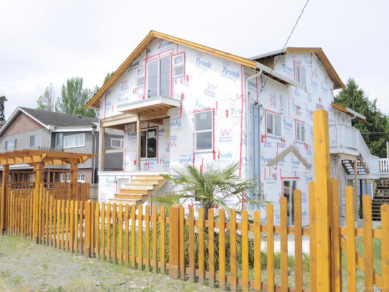 740 Haliburton Street, Nanaimo, BC, V9R 4W7 841090 Carol Warkentin