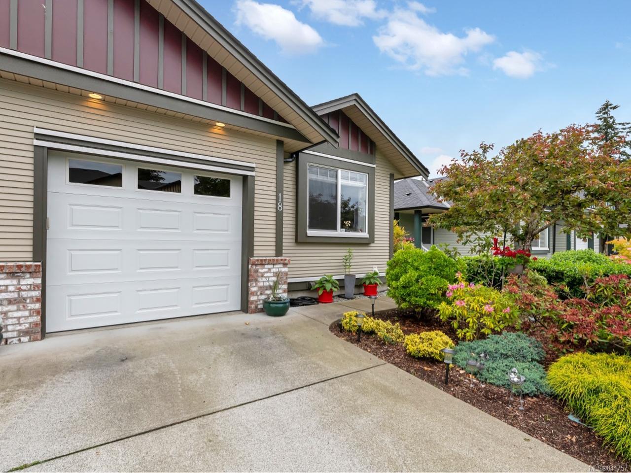 18, 3110 Cook Street, Chemainus, BC, V0R 1K2 841757 Sarah Doyle