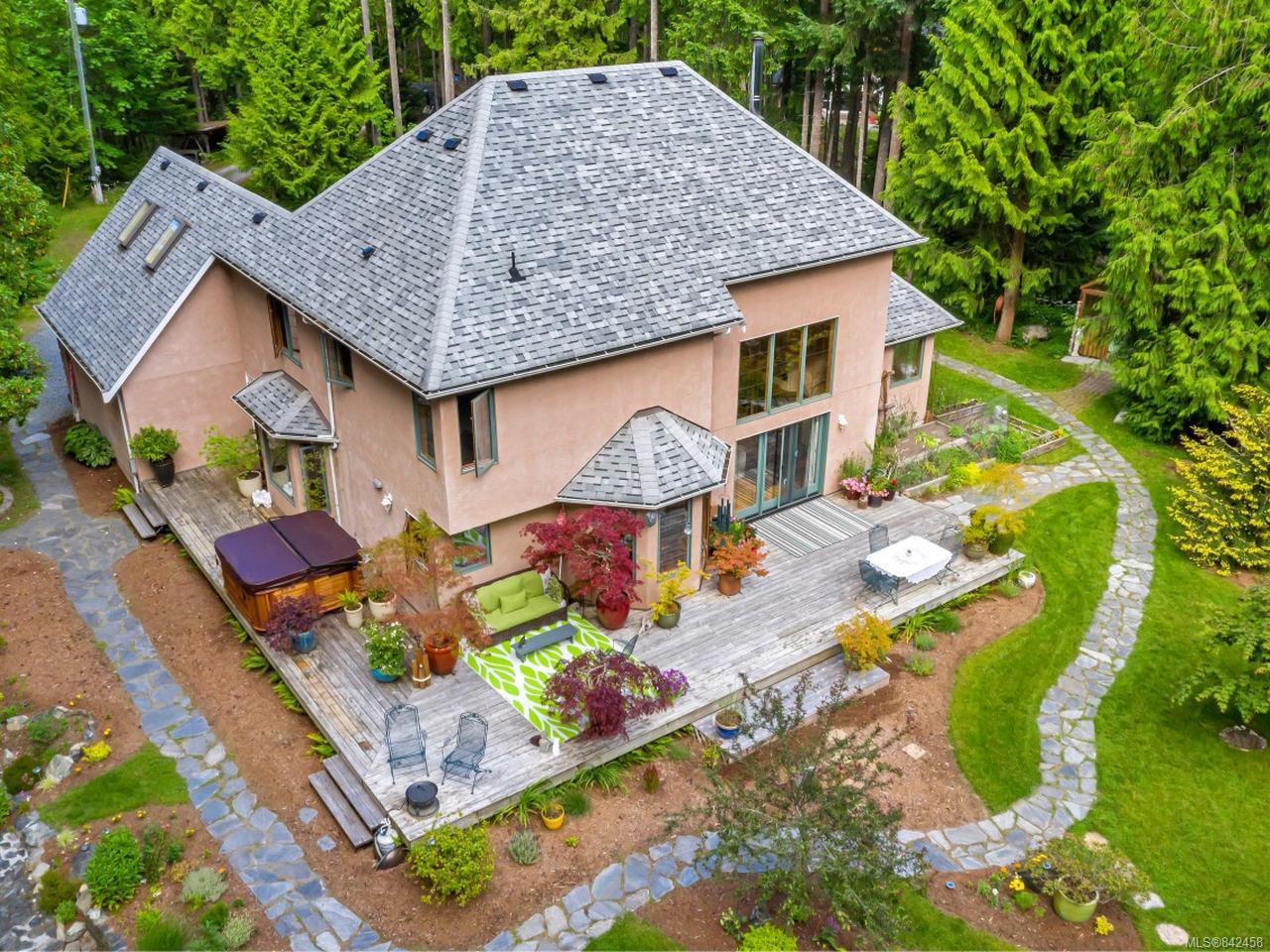 3026 Shawnigan Lake Road, Shawnigan Lake, BC, V0R 2W1 842458 Sarah