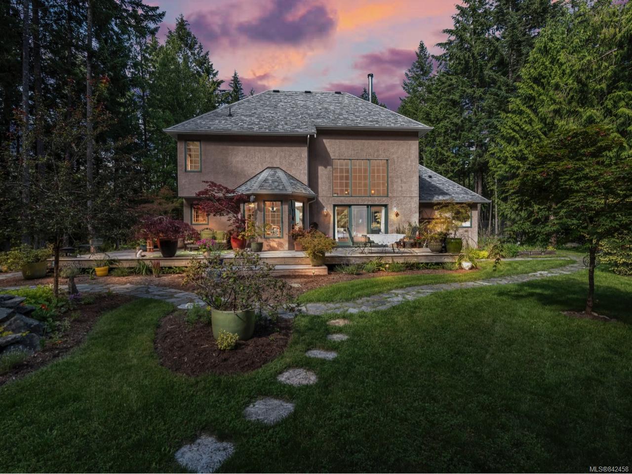 3026 Shawnigan Lake Road, Shawnigan Lake, BC, V0R 2W1 842458 Sarah