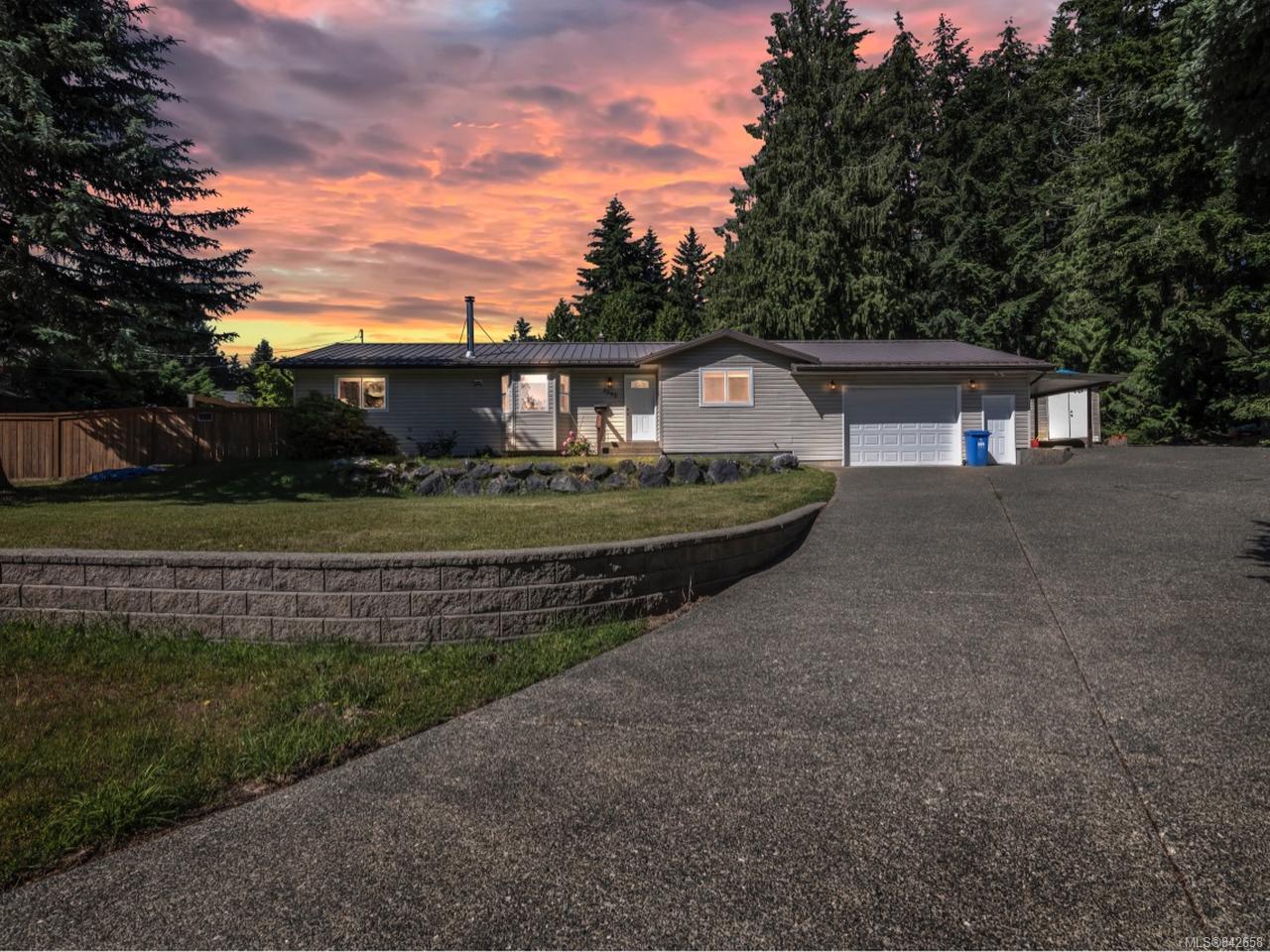 2390 Terrace Road, Shawnigan Lake, BC, V0R 2W1 842658 McMullen