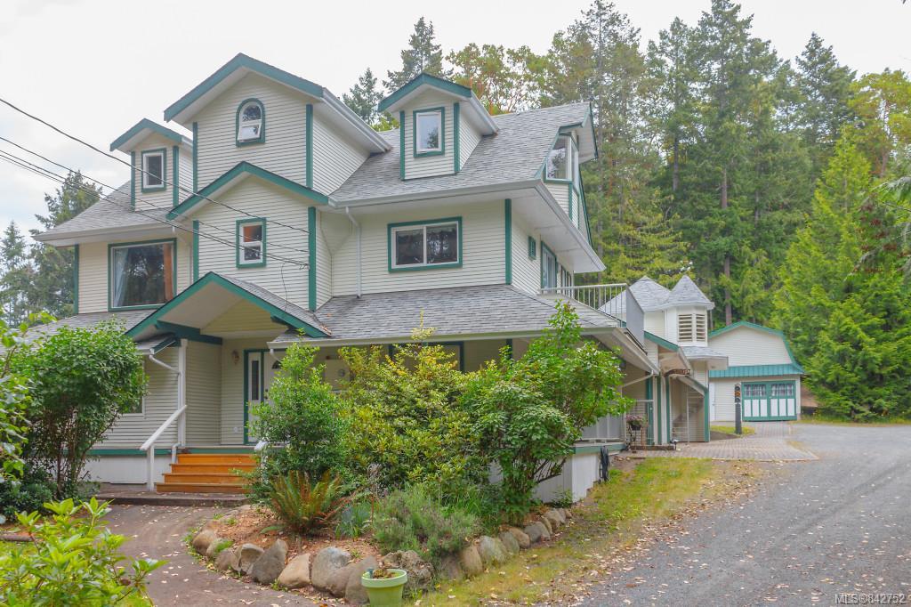 3121 Telegraph Road, Mill Bay, BC, V0R 2P3 842752 Sarah Doyle Personal Real Estate Corporation
